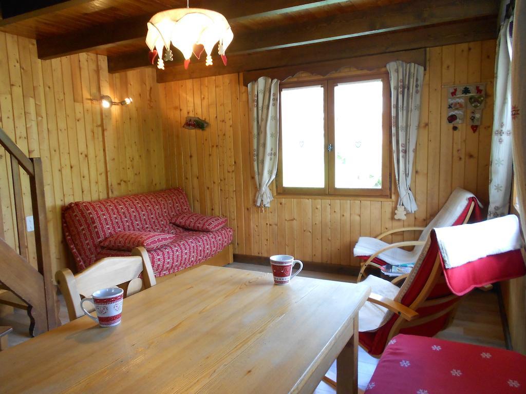 Chalets Savoie Les Chalets D'Heidi Notre-Dame-de-Bellecombe Rum bild