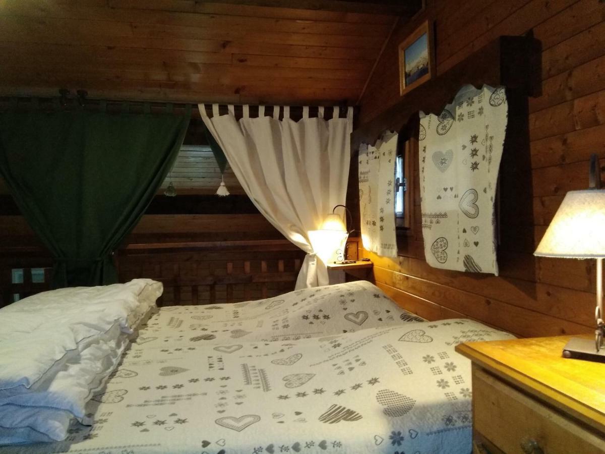 Chalets Savoie Les Chalets D'Heidi Notre-Dame-de-Bellecombe Exteriör bild